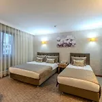 Sultan Hamit Hotel
