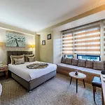 Sultan Hamit 3*