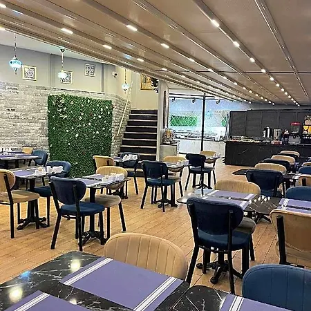 Sultan Hamit Hotel