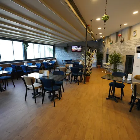 Sultan Hamit イスタンブール